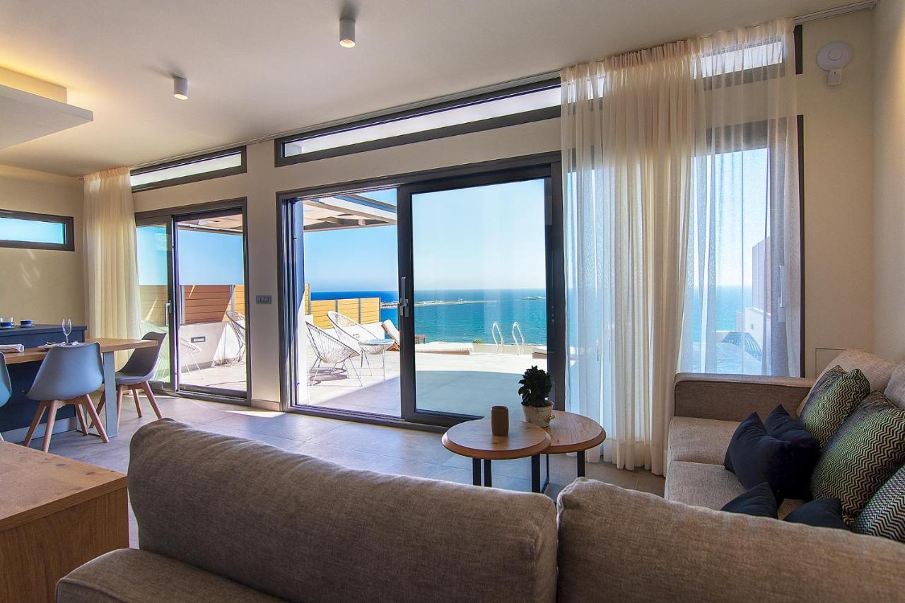 Amphitheatre Suites Palaiochora Ngoại thất bức ảnh